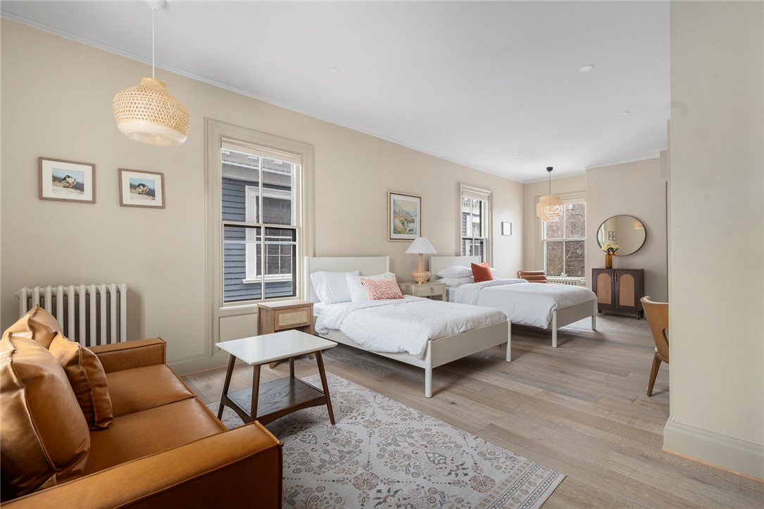 214 Bowen Street Providence, RI 02906 - Photo 29 of 45