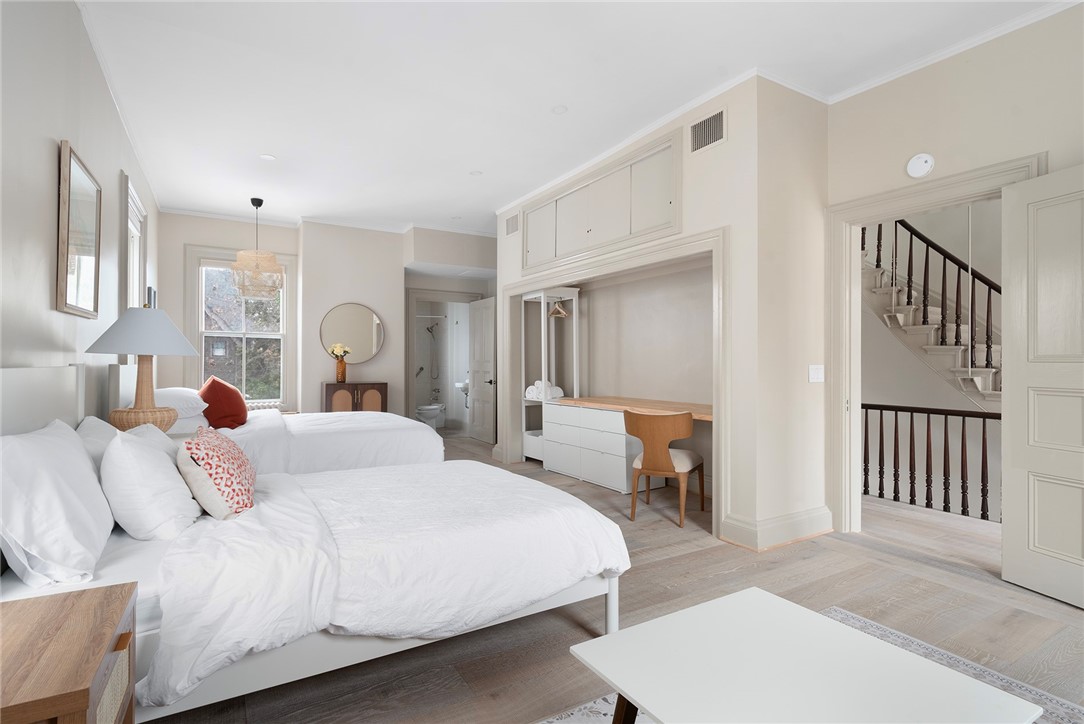 214 Bowen Street Providence, RI 02906 - Photo 31 of 45