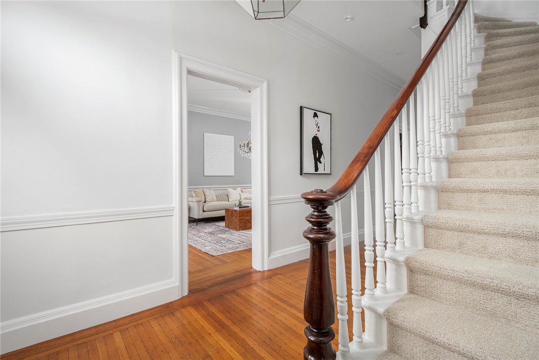 214 Bowen Street Providence, RI 02906 - Photo 6 of 45