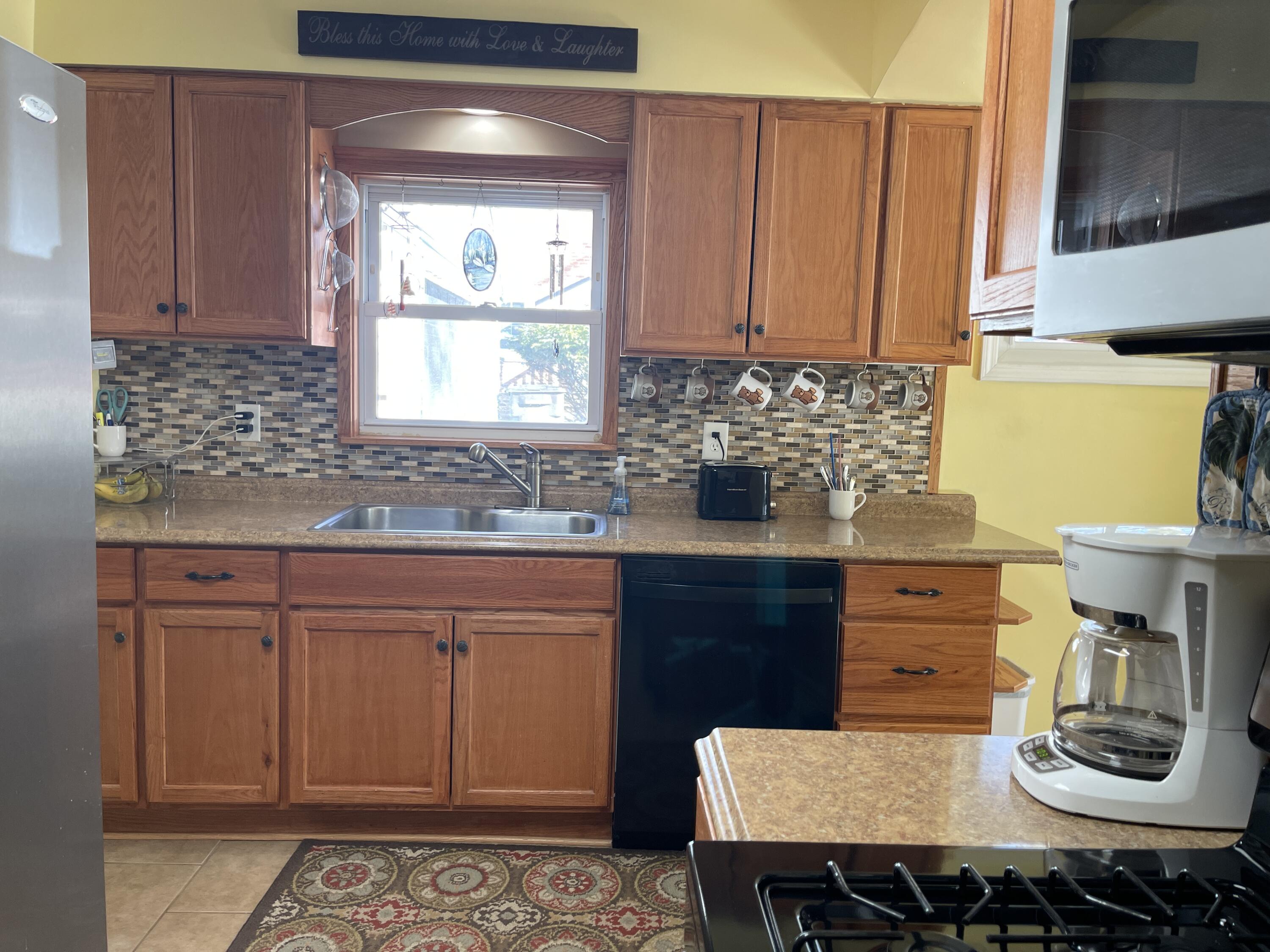 836 Springcrest Boulevard Jackson, MI 49203 - Photo 15 of 65 IMG_0599