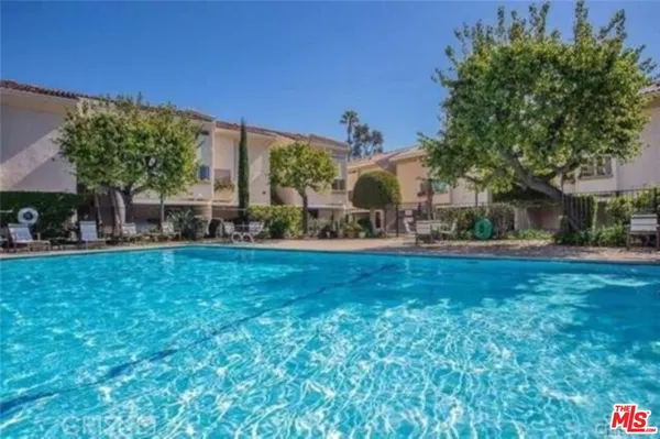 $5,700 | 23918 De Ville Way, Unit B, Malibu, CA 90265