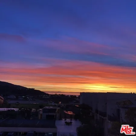 $5,700 | 23918 De Ville Way, Unit B, Malibu, CA 90265