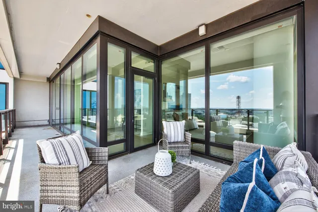 $1,545,000 | 1650 Silver Hill Drive, Unit 1901, McLean, VA 22102