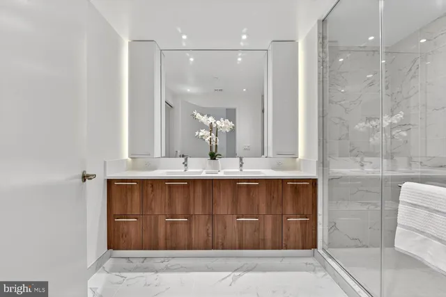 $1,545,000 | 1650 Silver Hill Drive, Unit 1901, McLean, VA 22102