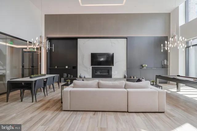 $1,545,000 | 1650 Silver Hill Drive, Unit 1901, McLean, VA 22102