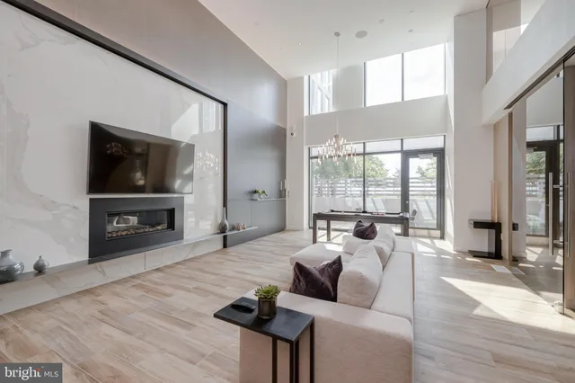 $1,545,000 | 1650 Silver Hill Drive, Unit 1901, McLean, VA 22102