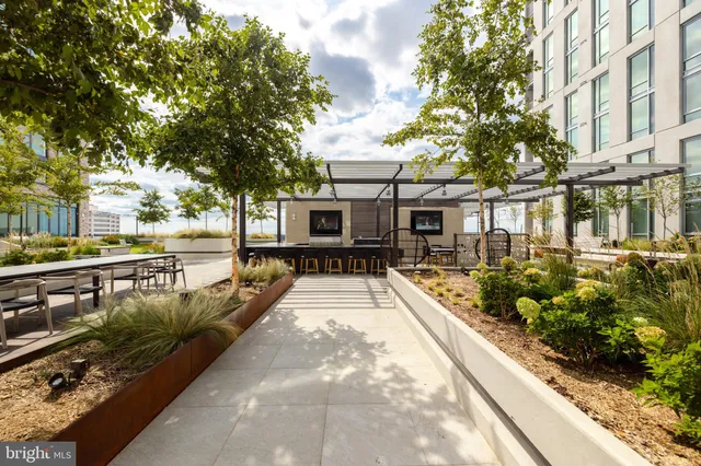 $1,545,000 | 1650 Silver Hill Drive, Unit 1901, McLean, VA 22102