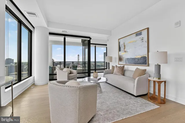 $1,545,000 | 1650 Silver Hill Drive, Unit 1901, McLean, VA 22102