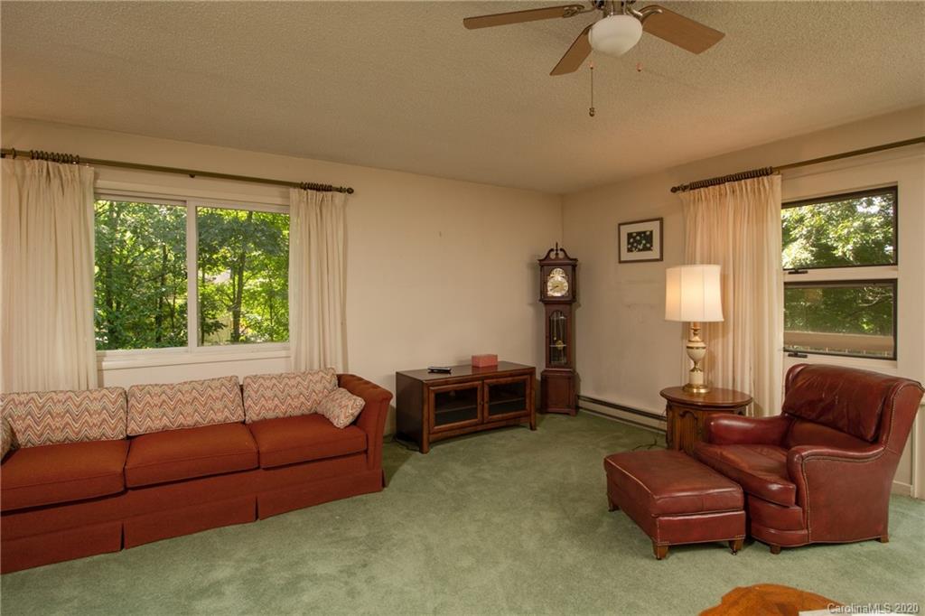 323 Carters Ridge Road Spruce Pine, NC 28777 - Photo 13 of 45 Gallery Image 13