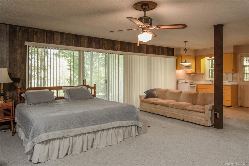 323 Carters Ridge Road Spruce Pine, NC 28777 - Photo 7 of 45 Gallery Image 7