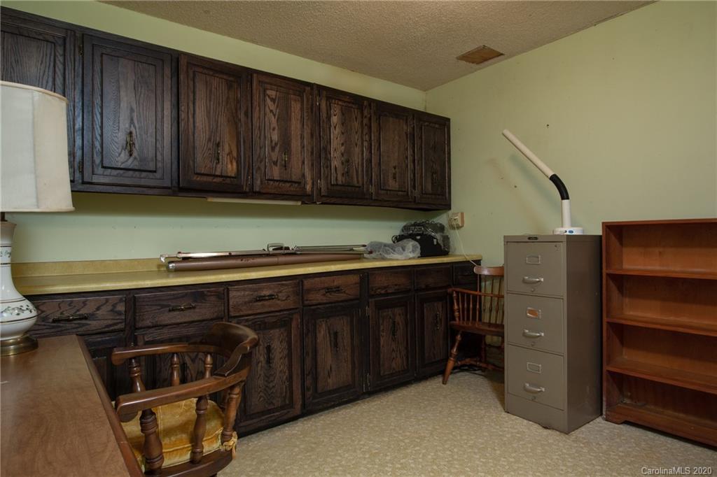 323 Carters Ridge Road Spruce Pine, NC 28777 - Photo 9 of 45 Gallery Image 9