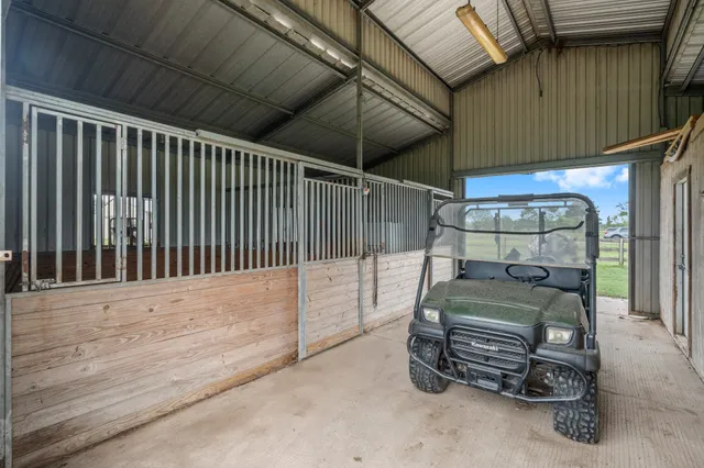 $975,000 | 34334 Howell Road, Waller, TX 77484