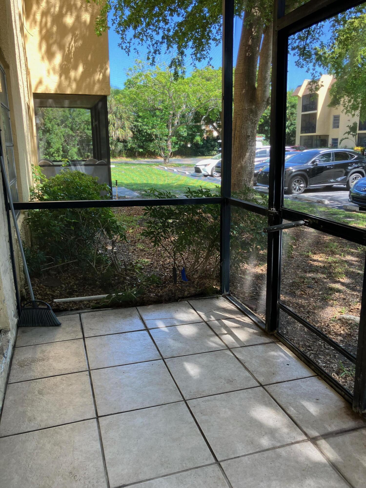 470 Northwest 20th Street, Unit 1110 Boca Raton, FL 33431 - Photo 14 of 14 Patio