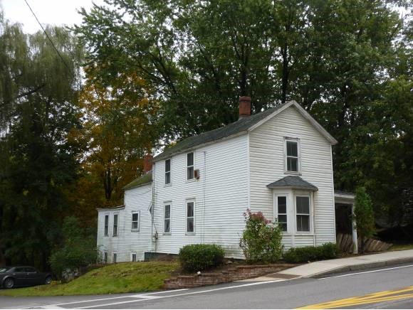 47 Exeter Road Newmarket, NH 03857 - Photo 1 of 1