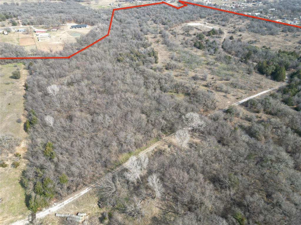 161 East Reno Road Azle, TX 76020 - Photo 5 of 14 a view of a dry yard