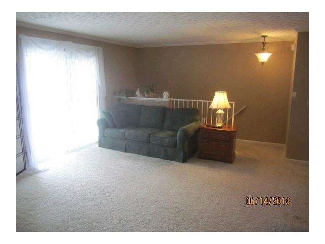 5420 Garden Ridge Columbus, OH 43228 - Photo 3 of 12