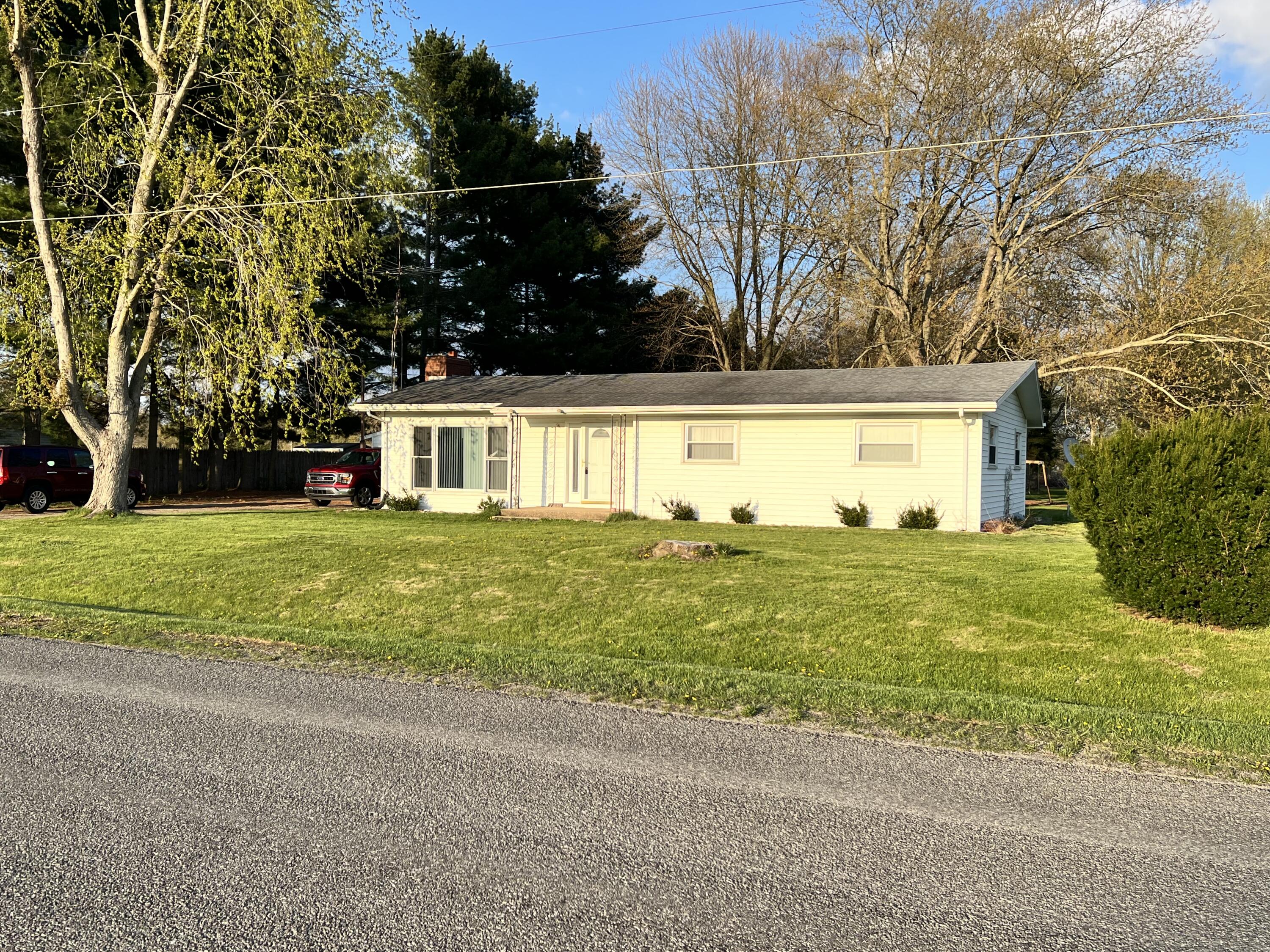 82031 47th Street Decatur, MI 49045 - Photo 3 of 20 FA0F8E21-82F5-46DE-A1EF-BED44C204130