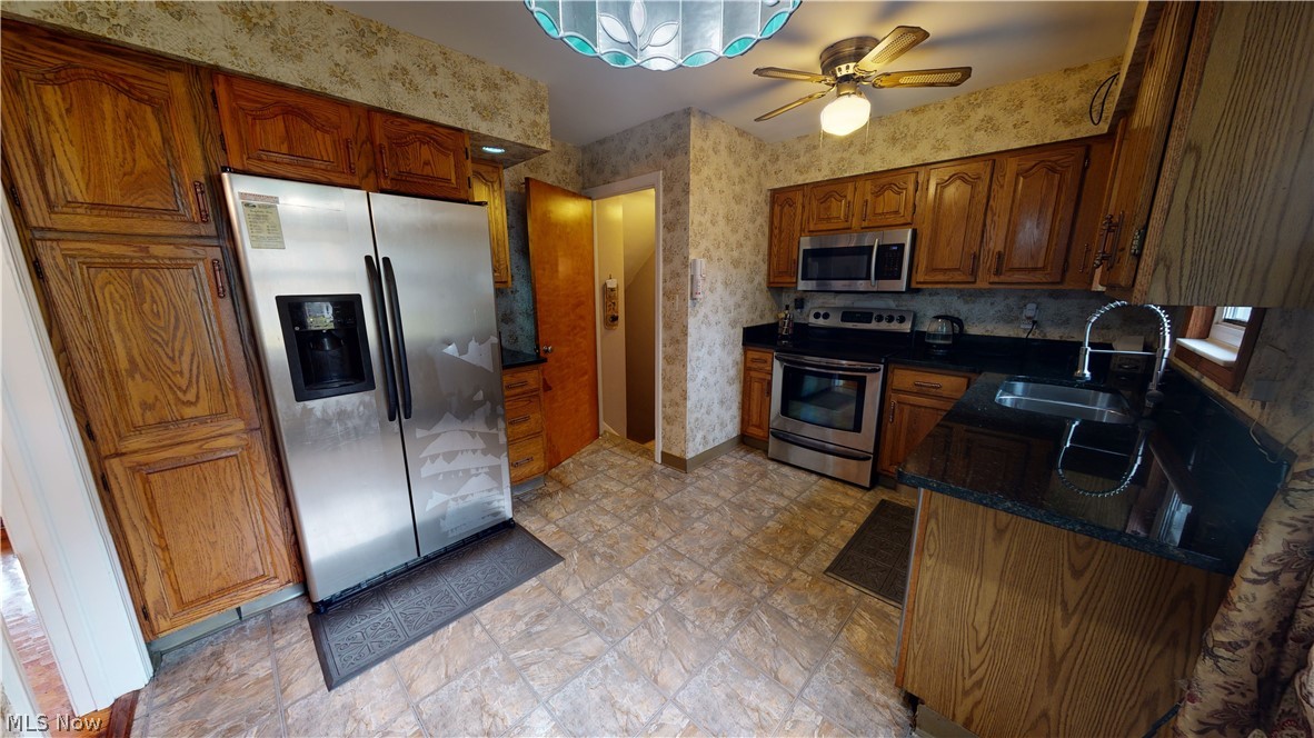 1260 Brainard Road Lyndhurst, OH 44124 - Photo 11 of 29