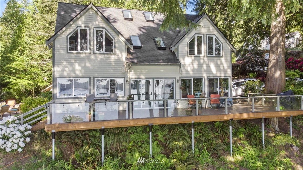 791 Stadium Beach Road West Grapeview, WA 98546 - Photo 2 of 40 Gallery Image 2