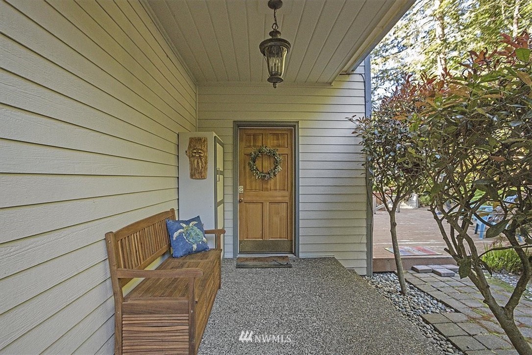 791 Stadium Beach Road West Grapeview, WA 98546 - Photo 4 of 40 Gallery Image 4