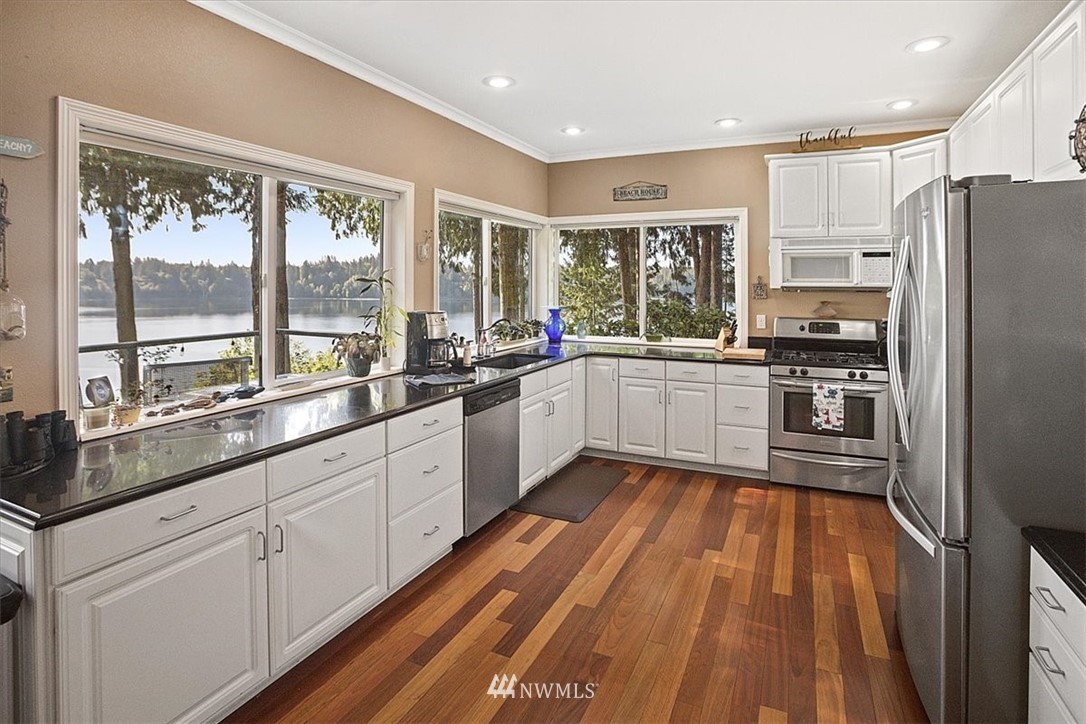 791 Stadium Beach Road West Grapeview, WA 98546 - Photo 7 of 40 Gallery Image 7