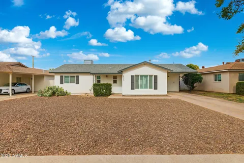 $575,000 | 2030 East Whitton Avenue, Phoenix, AZ 85016