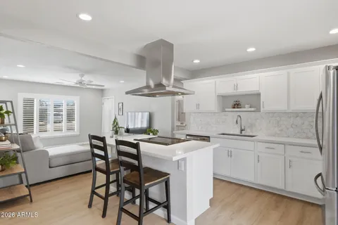 $575,000 | 2030 East Whitton Avenue, Phoenix, AZ 85016