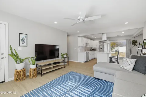 $575,000 | 2030 East Whitton Avenue, Phoenix, AZ 85016