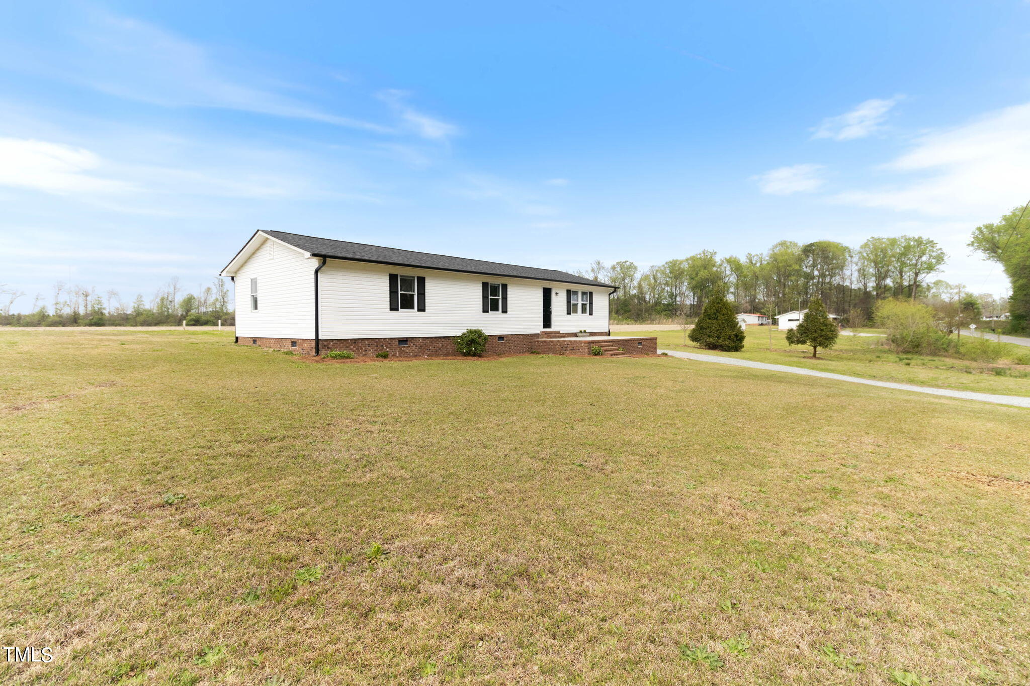 184 Clayton Road Princeton, NC 27569 - Photo 2 of 29 2-web-or-mls-IMG_6963