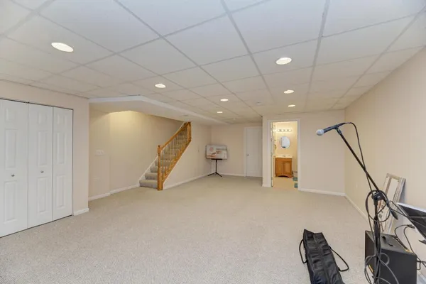 $360,000 | 1679 West Ethan's Glen Drive, Palatine, IL 60067
