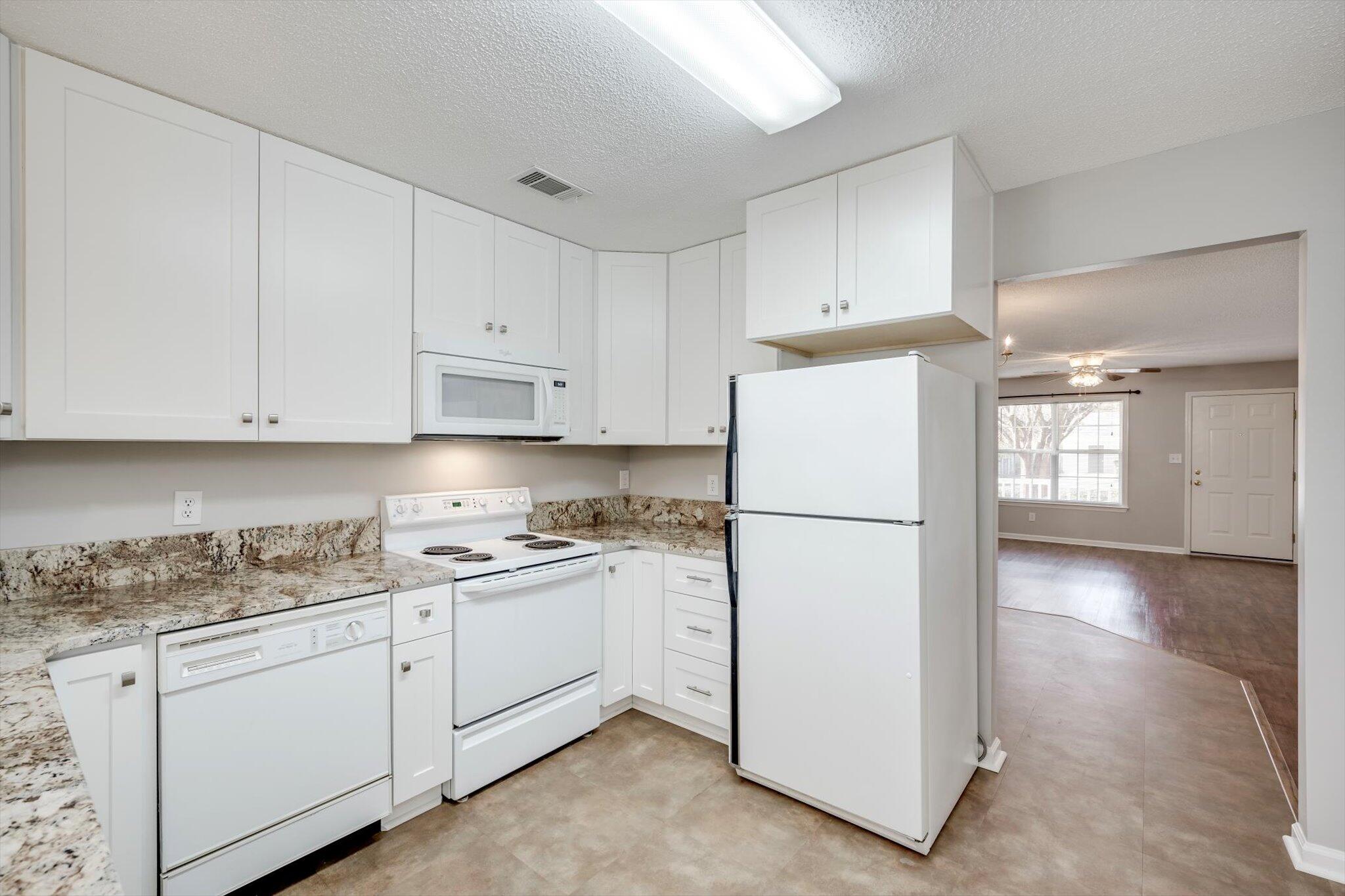 106 Rutherford Place Aiken, SC 29803 - Photo 12 of 36