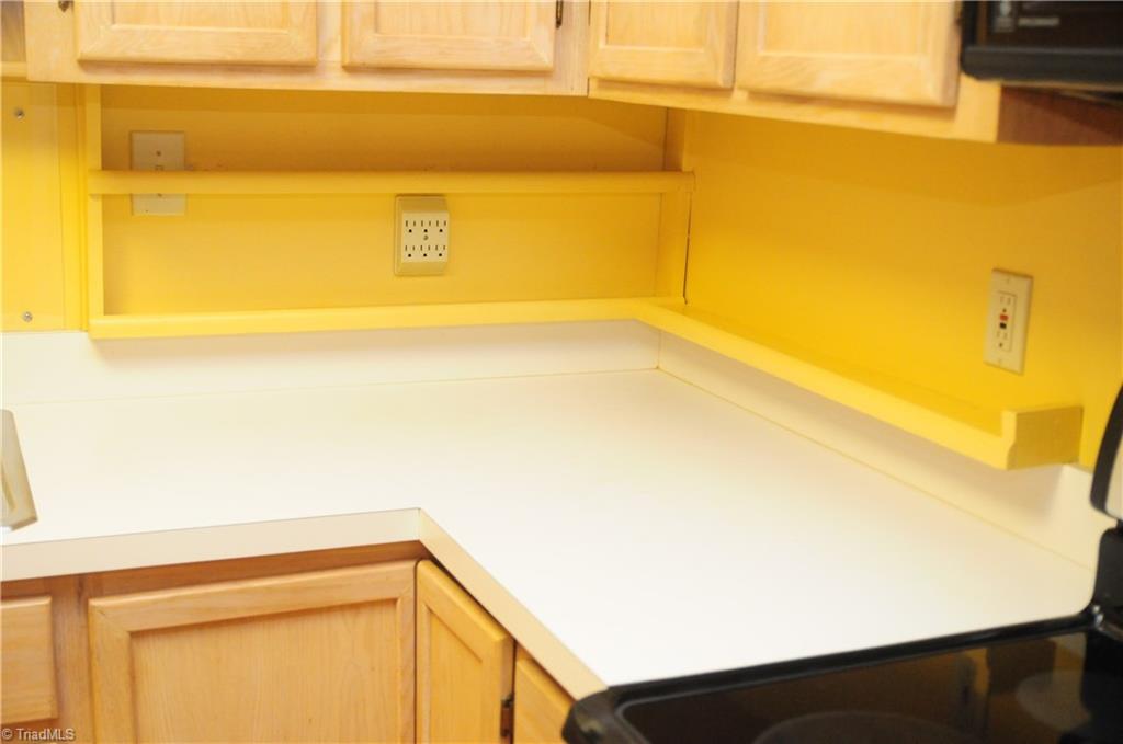 1612 Staley Road High Point, NC 27265 - Photo 14 of 28 Gallery Image 14