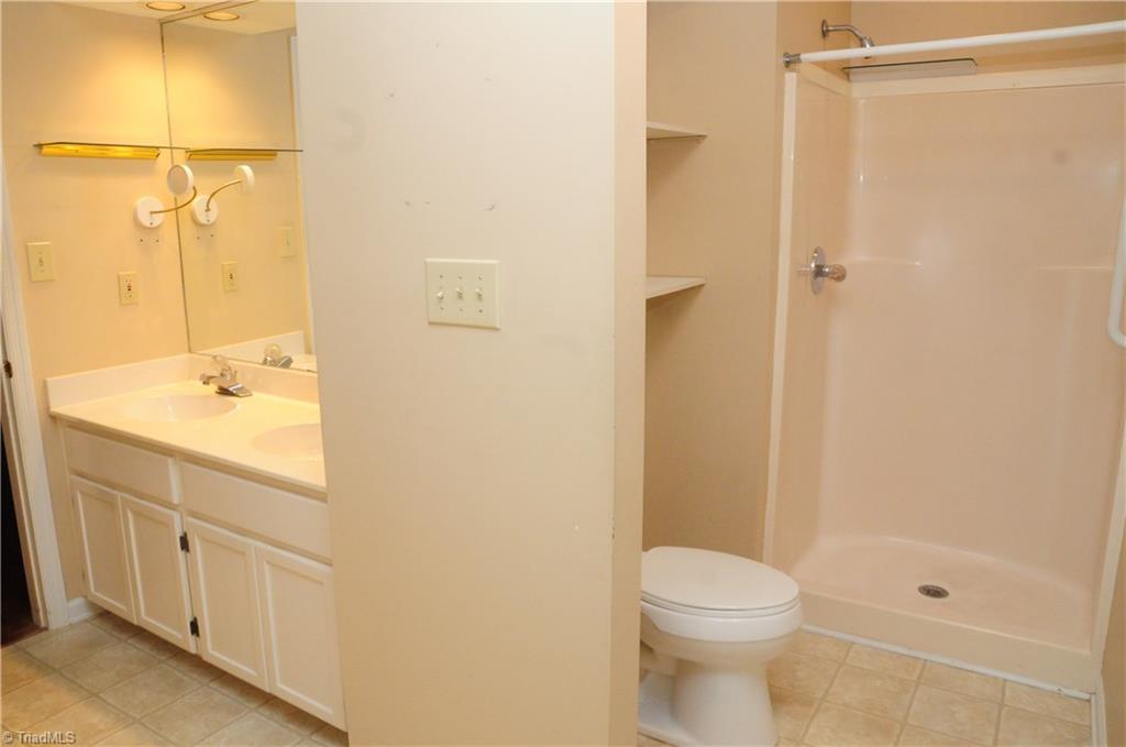 1612 Staley Road High Point, NC 27265 - Photo 18 of 28 Gallery Image 18