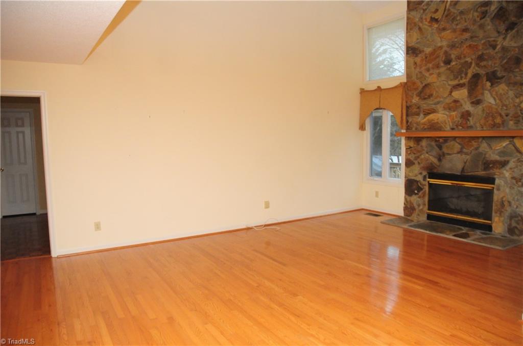 1612 Staley Road High Point, NC 27265 - Photo 8 of 28 Gallery Image 8