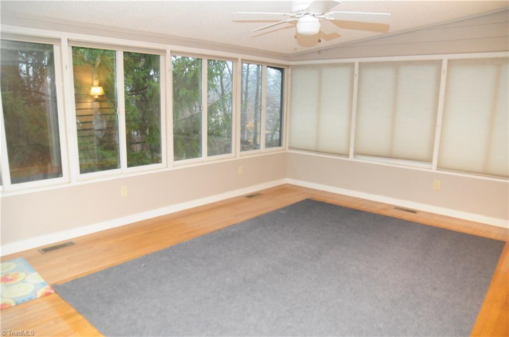 1612 Staley Road High Point, NC 27265 - Photo 10 of 28 Gallery Image 10