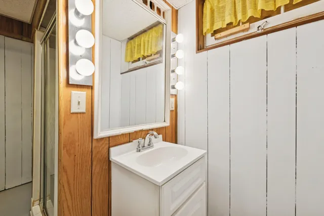 $375,000 | 4114 Xenwood Avenue South, St. Louis Park, MN 55416