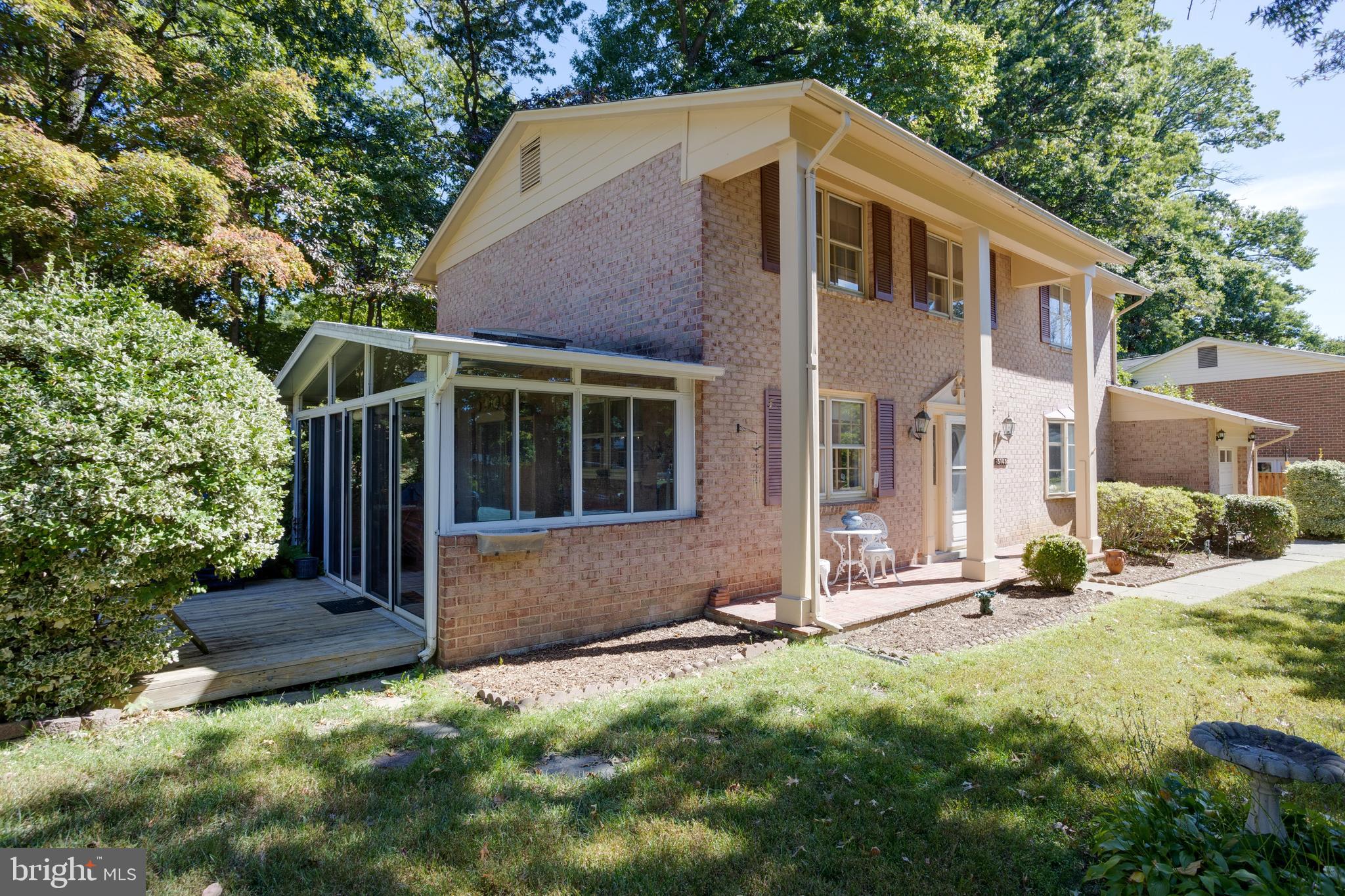 5105 Spring Rock Court Fairfax, VA 22032 - Photo 3 of 30