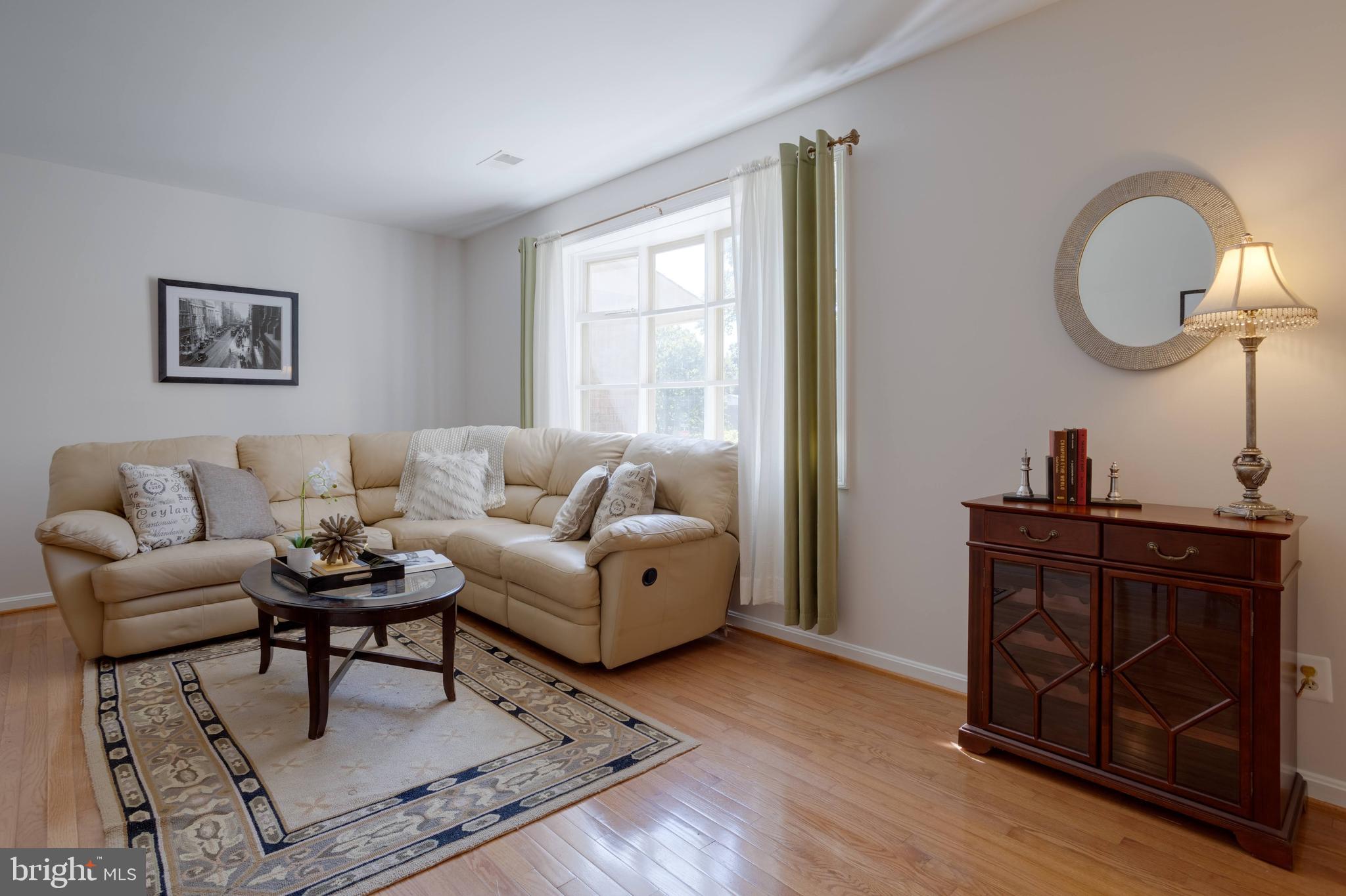 5105 Spring Rock Court Fairfax, VA 22032 - Photo 7 of 30