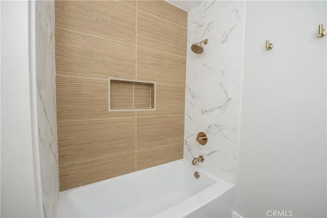 $899,900 | 4218 East Elko Street, Long Beach, CA 90814