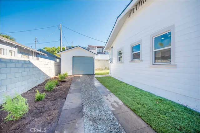 $899,900 | 4218 East Elko Street, Long Beach, CA 90814