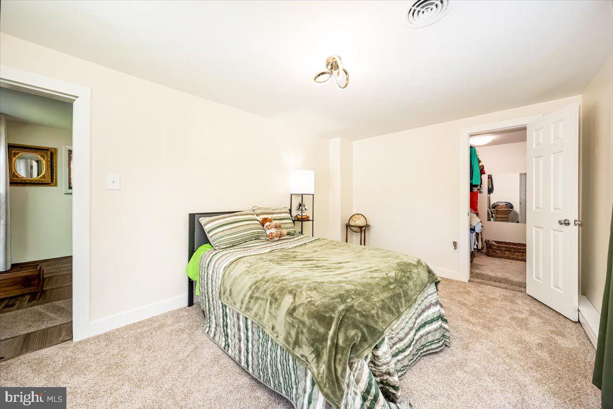 11 Mt Hebron Road Keedysville, MD 21756 - Photo 36 of 94