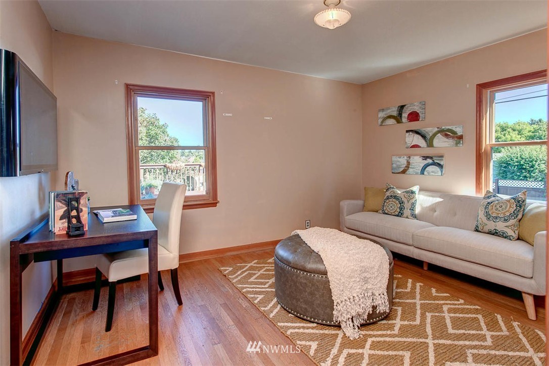 7724 Dibble Avenue Northwest Seattle, WA 98117 - Photo 18 of 25