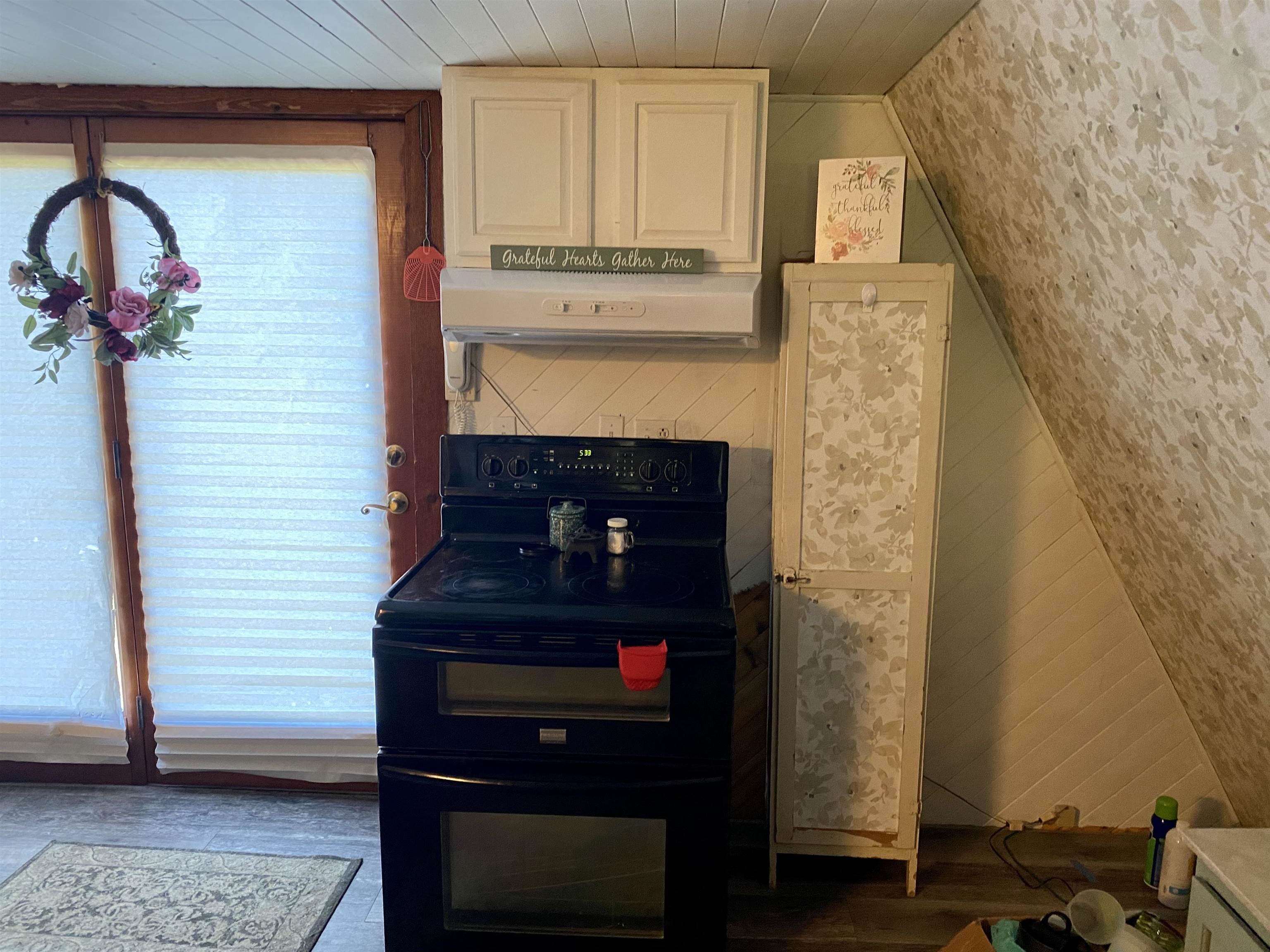 2252 Smith Branch Road Greenup, KY 41144 - Photo 7 of 21