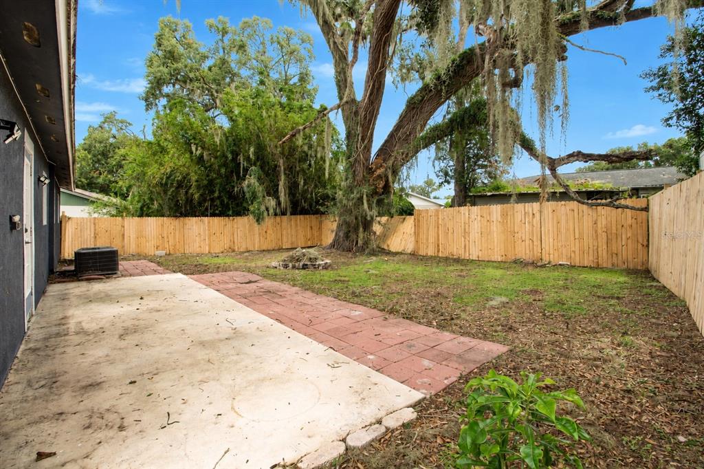 113 Inwood Circle Brandon, FL 33510 - Photo 16 of 20 Gallery Image 16