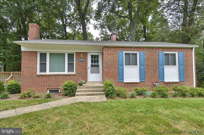 203 Rolling Road Gaithersburg, MD 20877 - Photo 21 of 22 Exterior (Front)