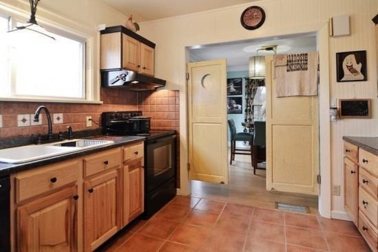 1787 Territorial Road Benton Harbor, MI 49022 - Photo 3 of 10 Additional Photo