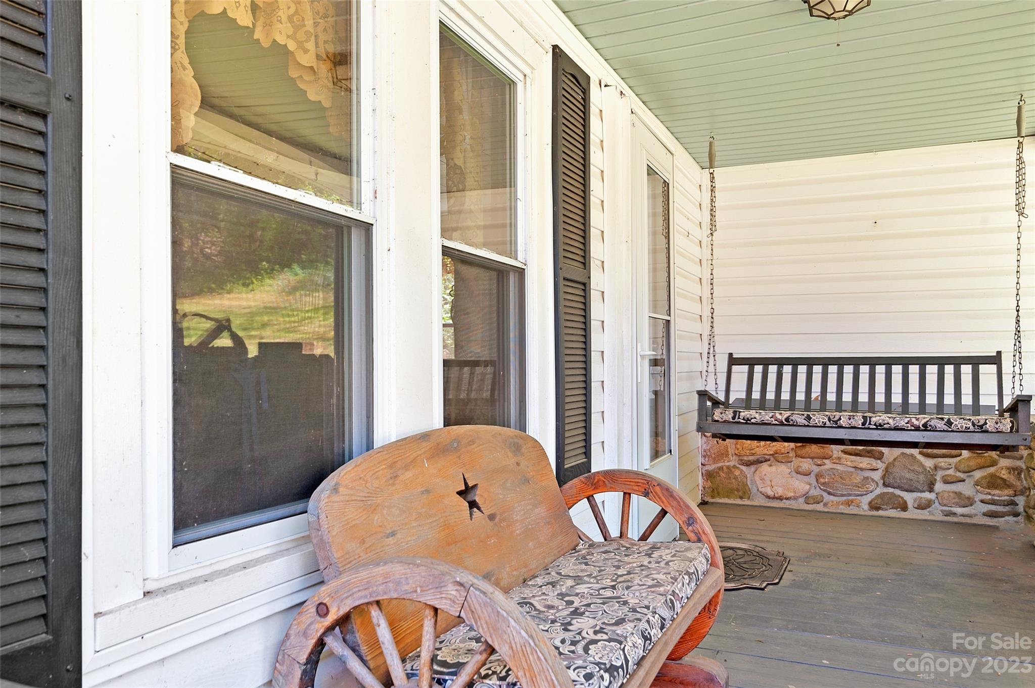 2851 Love Joy Road Canton, NC 28716 - Photo 4 of 24 Gallery Image 4
