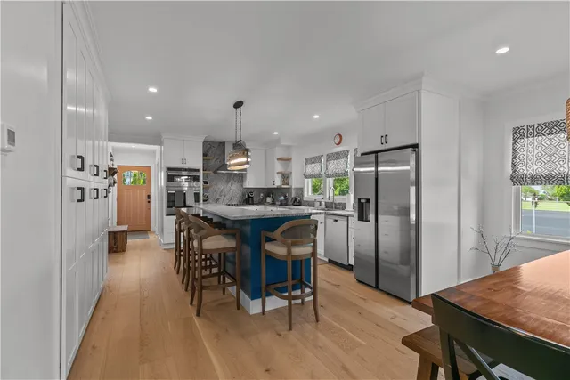 $5,500 | 109 Carroll Avenue, Newport, RI 02840