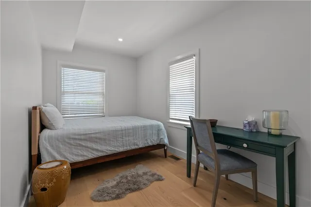 $5,500 | 109 Carroll Avenue, Newport, RI 02840