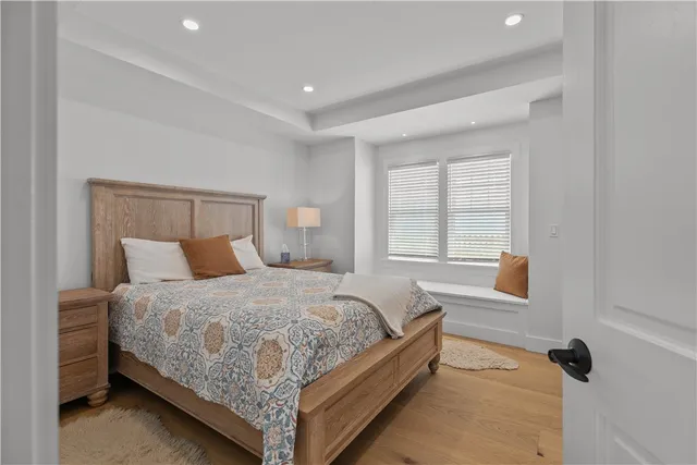 $5,500 | 109 Carroll Avenue, Newport, RI 02840